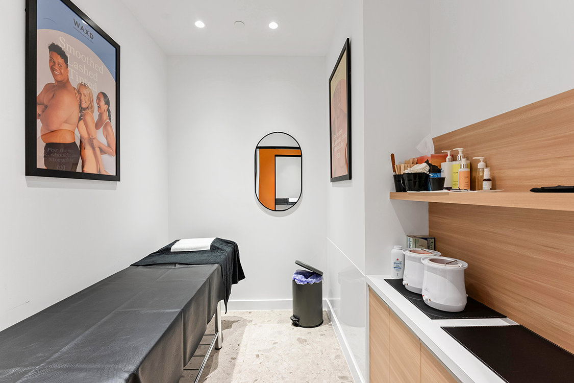 WAX'D COOMERA 10